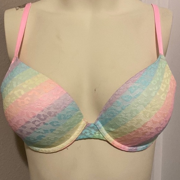 PINK Victoria's Secret Other - Victoria's Secret PINK Wear Everywhere Push-Up Bra, 36B